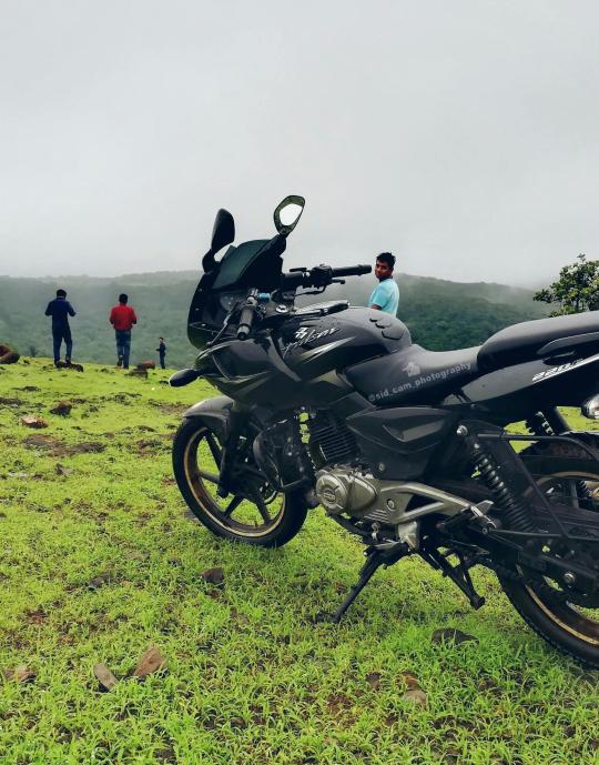Cropped Faux leather Jacket